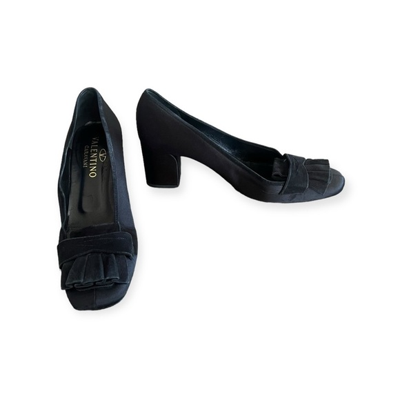 Valentino Garavani shoes heels black Size 39 / 9